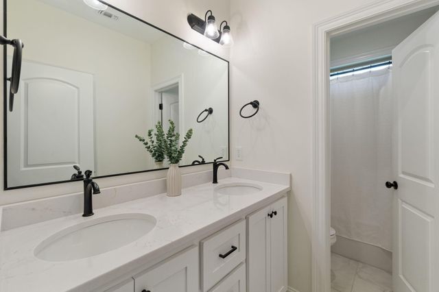 25 Carlsbad, Hattiesburg, MS 39402