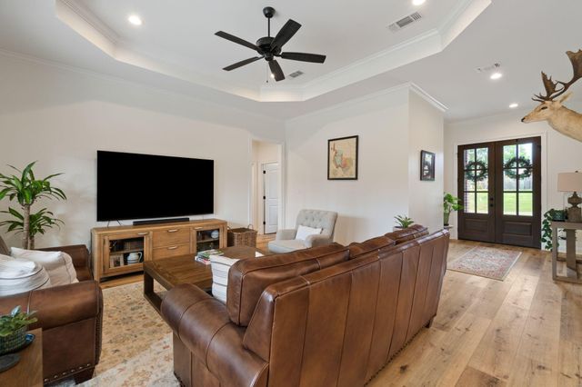 25 Carlsbad, Hattiesburg, MS 39402