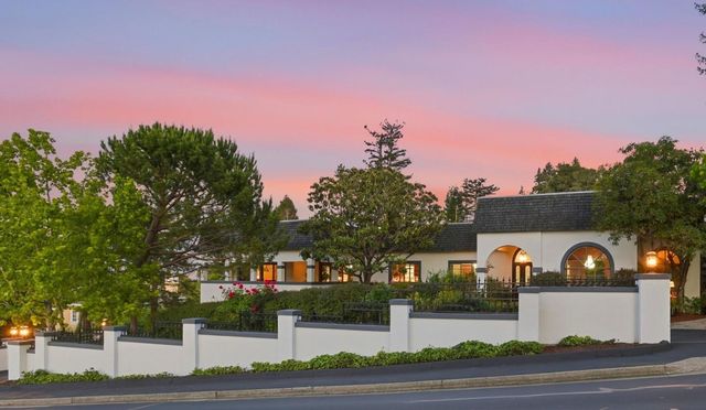 555 Chateau Drive, Hillsborough, CA 94010