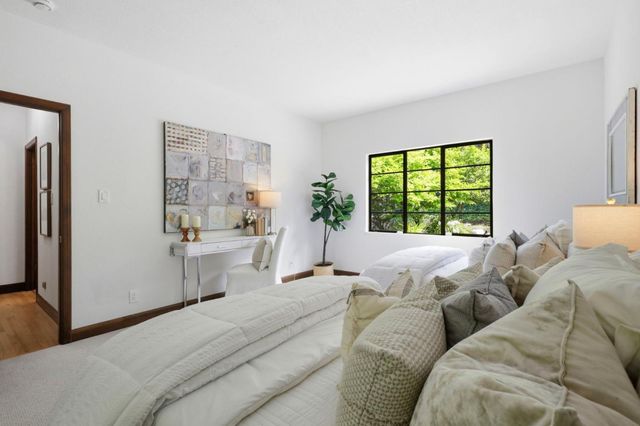 555 Chateau Drive, Hillsborough, CA 94010