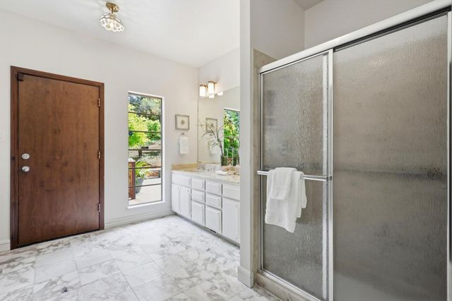555 Chateau Drive, Hillsborough, CA 94010