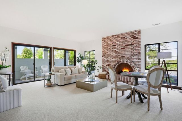 555 Chateau Drive, Hillsborough, CA 94010