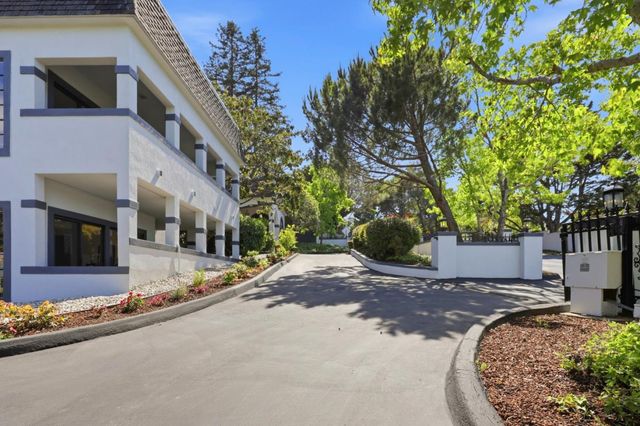 555 Chateau Drive, Hillsborough, CA 94010