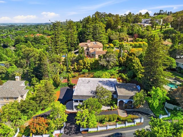 555 Chateau Drive, Hillsborough, CA 94010