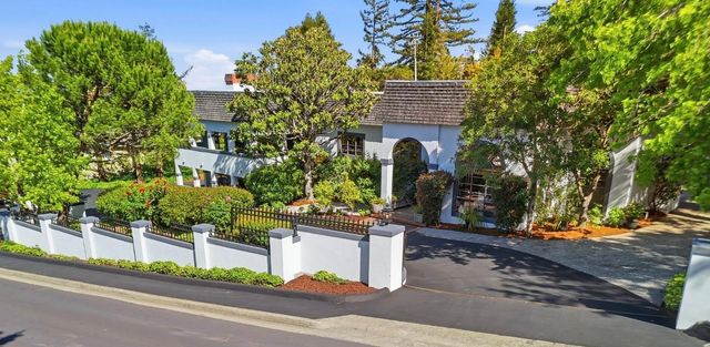 555 Chateau Drive, Hillsborough, CA 94010