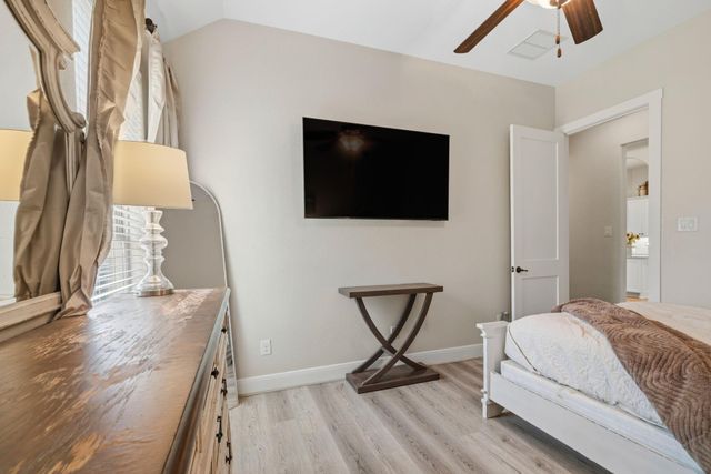 32219 Waterford Crest Lane, Fulshear, TX 77441