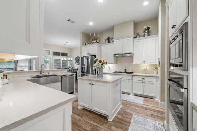 32219 Waterford Crest Lane, Fulshear, TX 77441