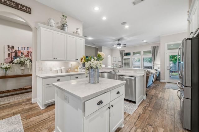 32219 Waterford Crest Lane, Fulshear, TX 77441