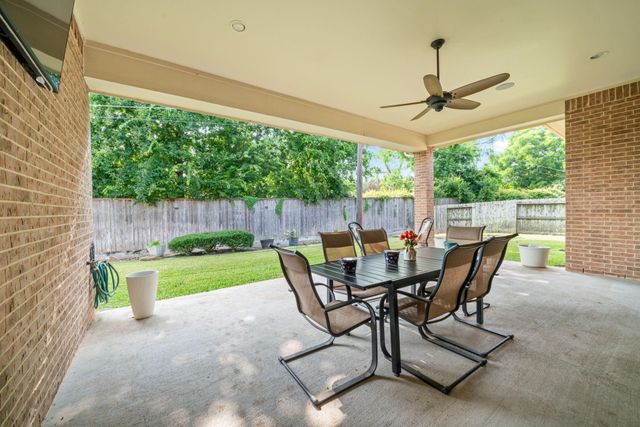 32219 Waterford Crest Lane, Fulshear, TX 77441