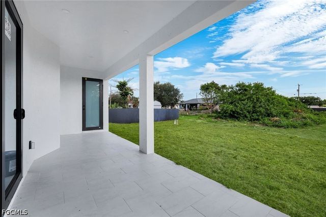 1139 EBERT ST E, Lehigh Acres, FL 33974