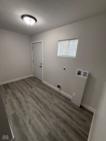 411 Riley Street, Staunton, IN 47881