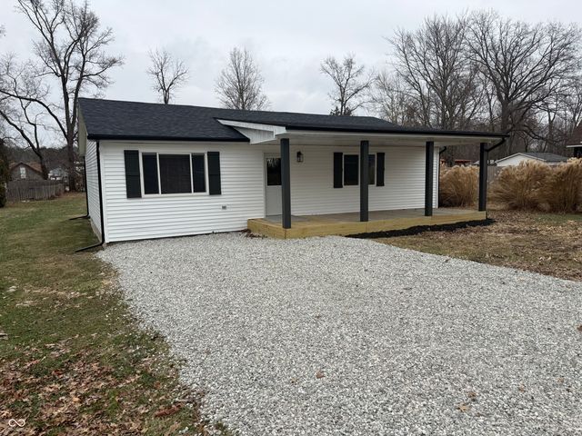 411 Riley Street, Staunton, IN 47881