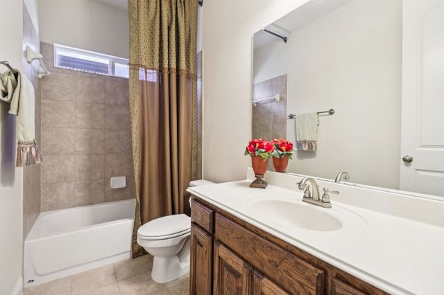 8316 Lindsay Gardens, The Colony, TX 75056