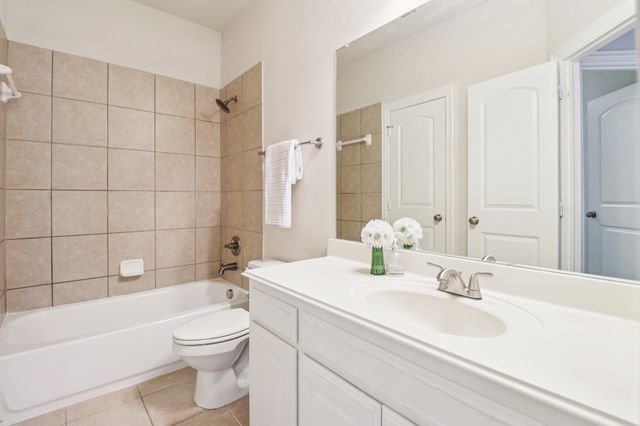 8316 Lindsay Gardens, The Colony, TX 75056