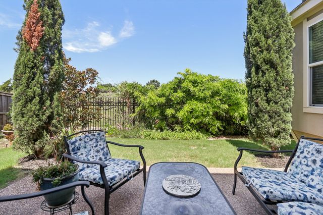8316 Lindsay Gardens, The Colony, TX 75056