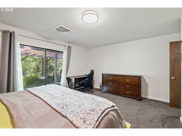 560 Se 59TH Ct, Hillsboro, OR 97123