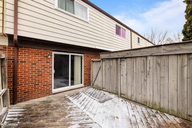 8439 Hickory Drive, Sterling Heights, MI 48312