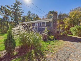 9 Division Rd, Westport, MA 02790