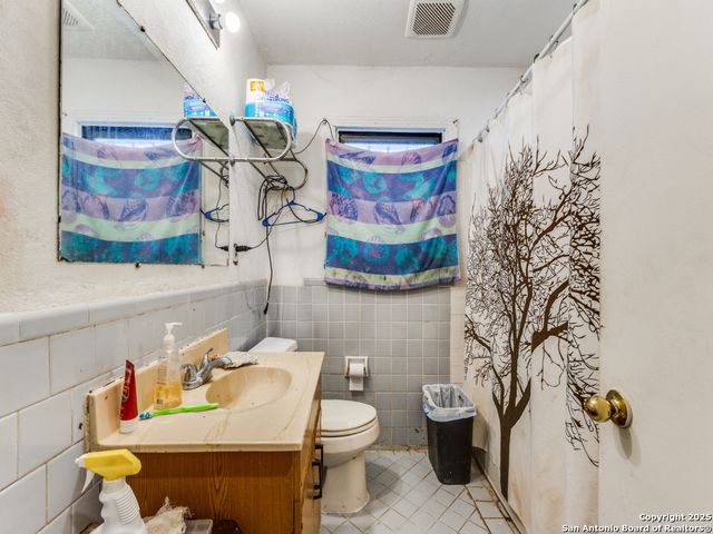 507 Byrnes, San Antonio, TX 78209