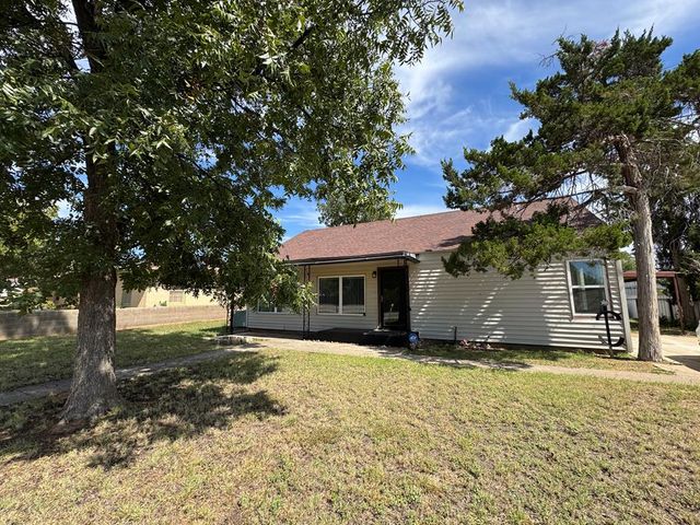 1540 Hickory St, Colorado City, TX 79512