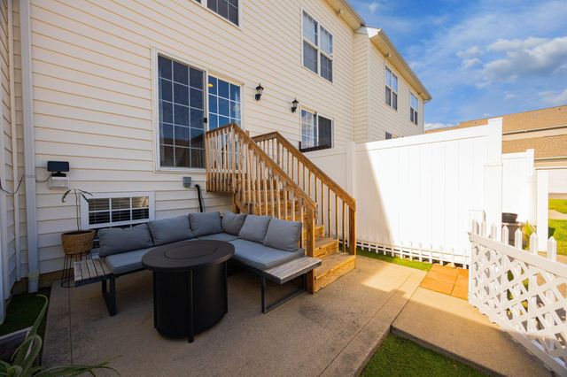 5635 Middle Falls Street, 39, Dublin, OH 43016