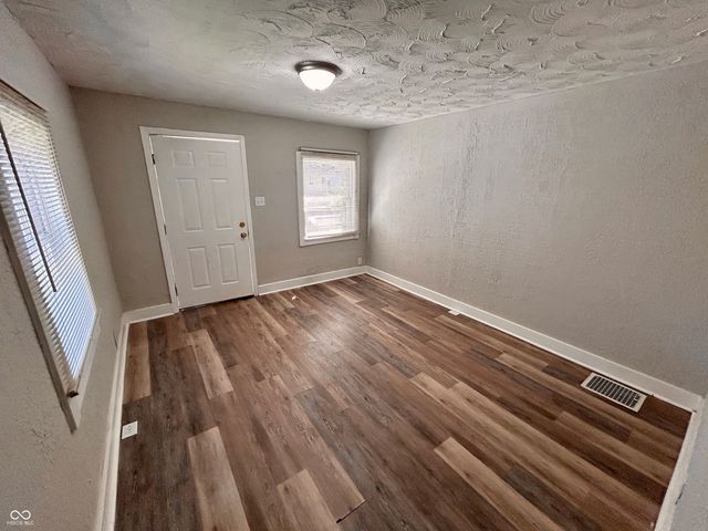 2316 Indianapolis Avenue, Indianapolis, IN 46208