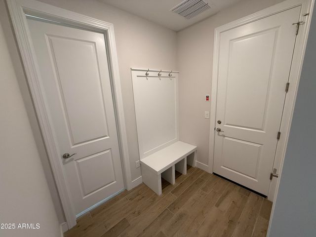 2430 W Los Arboles Place, Chandler, AZ 85224