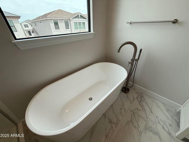 2430 W Los Arboles Place, Chandler, AZ 85224