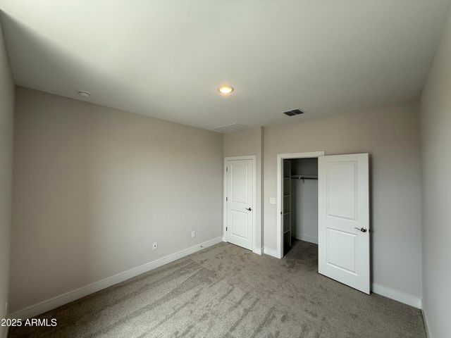 2430 W Los Arboles Place, Chandler, AZ 85224