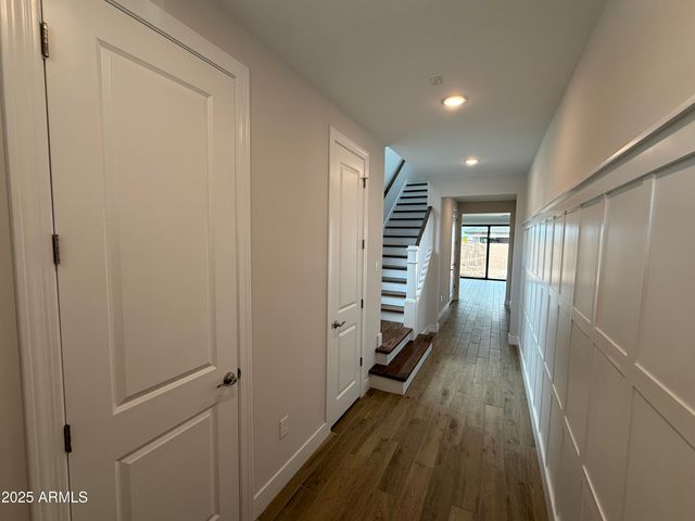 2430 W Los Arboles Place, Chandler, AZ 85224