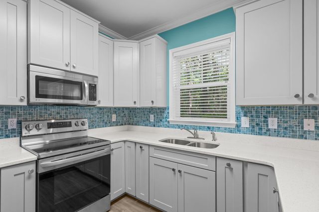 6253 Catalina Dr Unit 611, North Myrtle Beach, SC 29582
