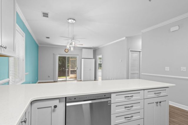 6253 Catalina Dr Unit 611, North Myrtle Beach, SC 29582