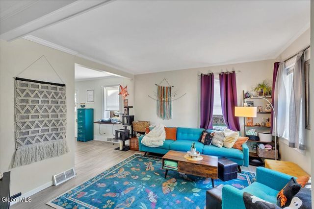 212 E Main Street, Johnstown, NY 12095