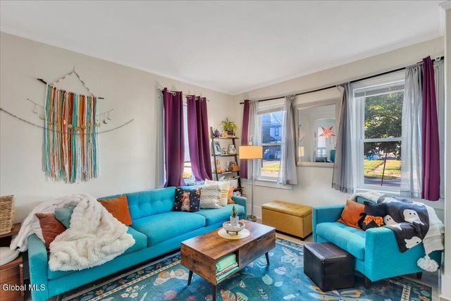 212 E Main Street, Johnstown, NY 12095