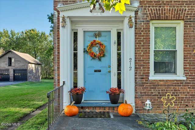 212 E Main Street, Johnstown, NY 12095