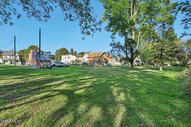 212 E Main Street, Johnstown, NY 12095