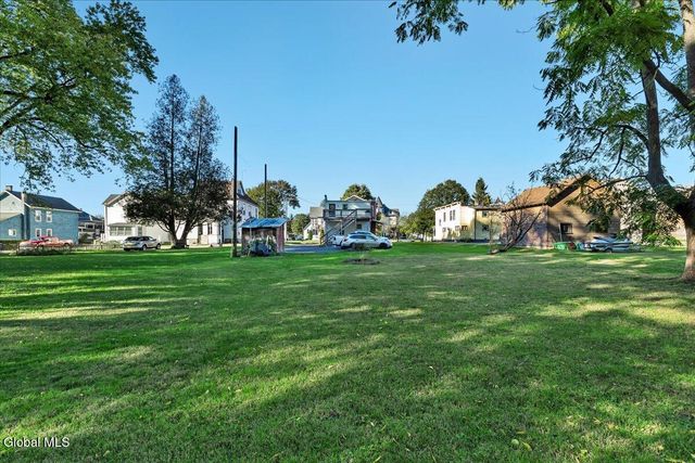 212 E Main Street, Johnstown, NY 12095