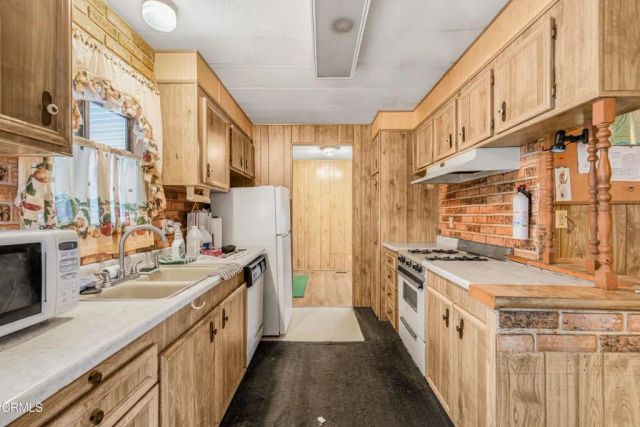 250 E Telegraph 1, Fillmore, CA 93015