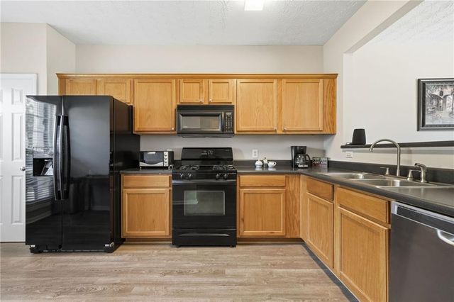 10 Pearl Chambers Drive, Dawsonville, GA 30534