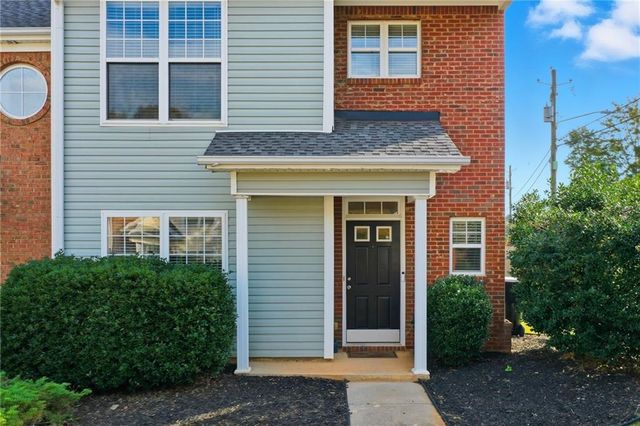 10 Pearl Chambers Drive, Dawsonville, GA 30534