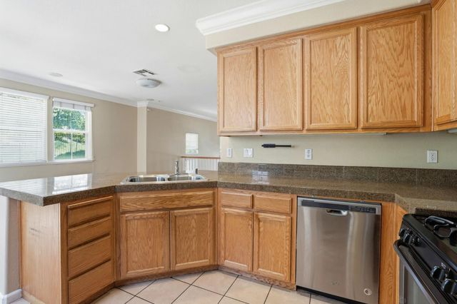 1350 Summer Lane, Richmond, CA 94806