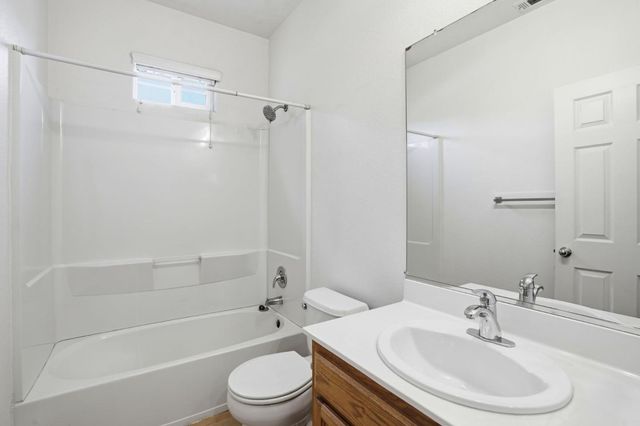 1350 Summer Lane, Richmond, CA 94806