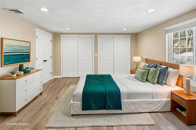 33 Eagle Run, Warwick, RI 02818