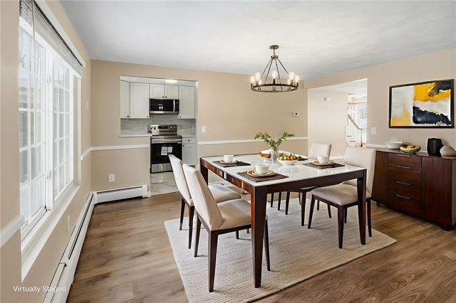 33 Eagle Run, Warwick, RI 02818