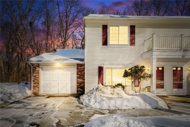 33 Eagle Run, Warwick, RI 02818