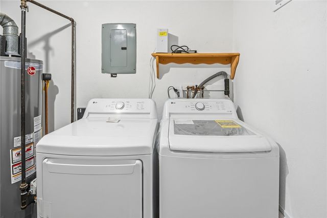 33 Eagle Run, Warwick, RI 02818