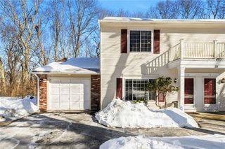 33 Eagle Run, Warwick, RI 02818
