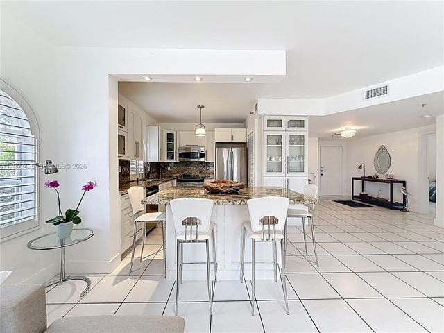 9008 Collins Ave 303, Surfside, FL 33154