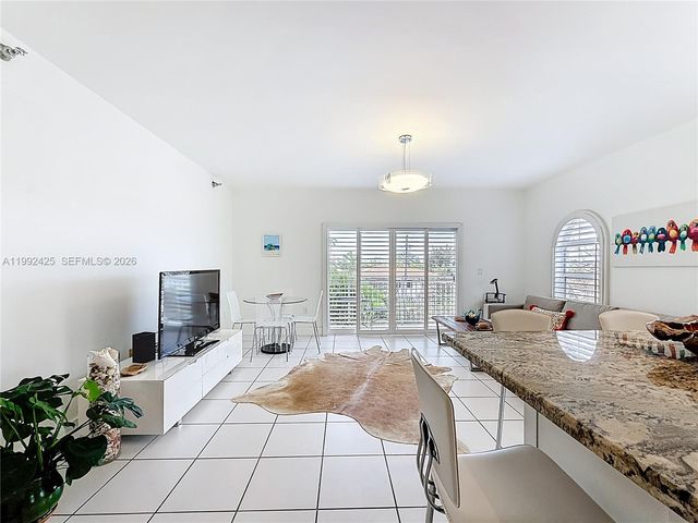 9008 Collins Ave 303, Surfside, FL 33154