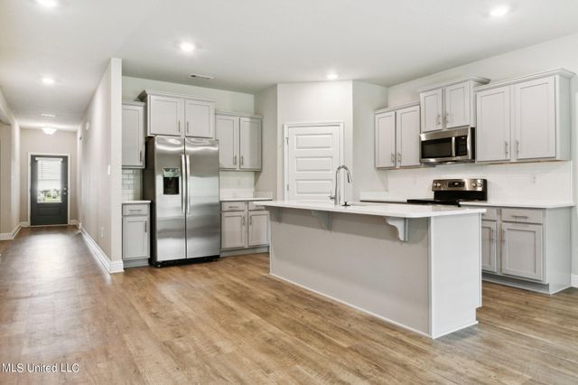 7733 Coral Lane, Ocean Springs, MS 39564